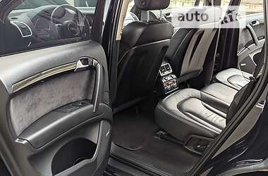 Внедорожник / Кроссовер Audi Q7 2014 в 