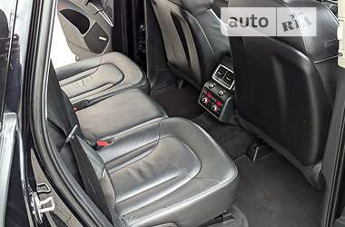Внедорожник / Кроссовер Audi Q7 2014 в 
