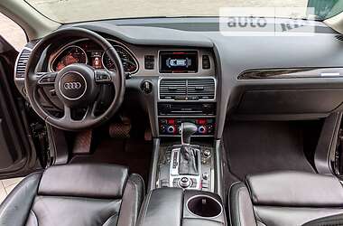 Внедорожник / Кроссовер Audi Q7 2014 в 