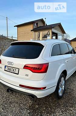 Внедорожник / Кроссовер Audi Q7 2010 в Косове