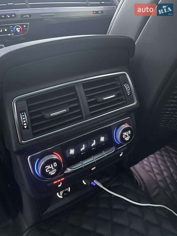 Позашляховик / Кросовер Audi Q7 2018 в Миколаєві