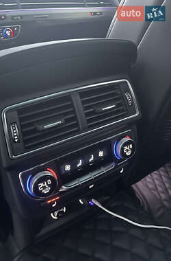 Внедорожник / Кроссовер Audi Q7 2018 в 