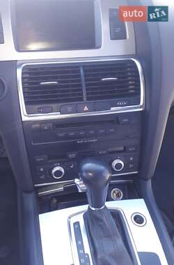 Внедорожник / Кроссовер Audi Q7 2008 в 