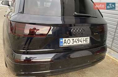 Внедорожник / Кроссовер Audi Q7 2015 в Тячеве