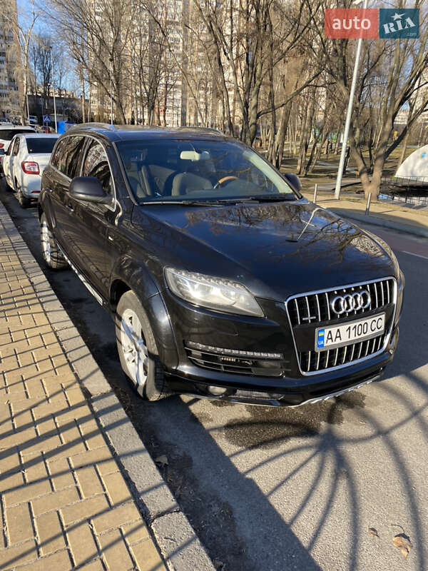 Внедорожник / Кроссовер Audi Q7 2012 в Киеве