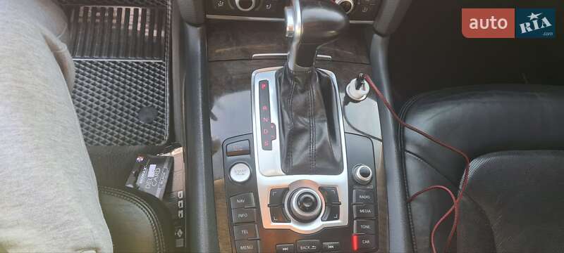 Внедорожник / Кроссовер Audi Q7 2011 в Белгороде-Днестровском фото 5 Внедорожник / Кроссовер Audi Q7 2011 в Белгороде-Днестровском