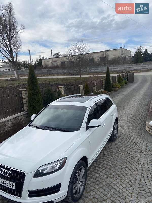 Внедорожник / Кроссовер Audi Q7 2015 в Тернополе