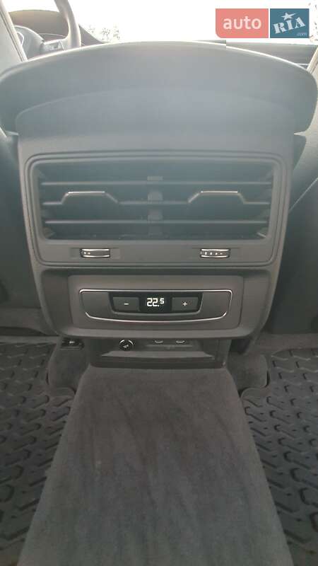Позашляховик / Кросовер Audi Q7 2020 в Полтаві