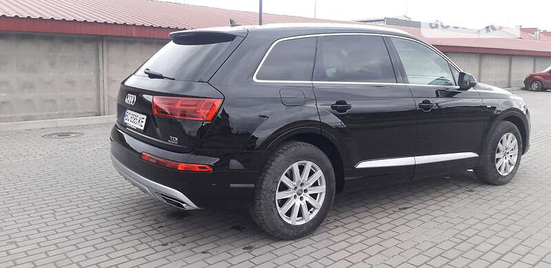 Внедорожник / Кроссовер Audi Q7 2016 в Радехове