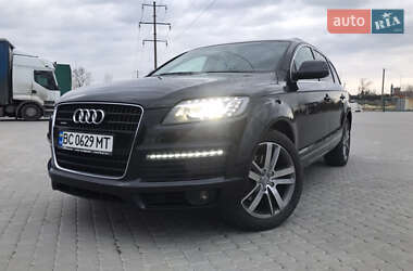 Внедорожник / Кроссовер Audi Q7 2009 в 