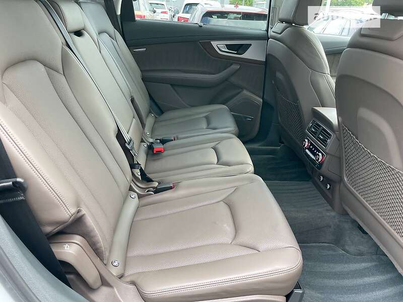 Позашляховик / Кросовер Audi Q7 2018 в Тернополі фото 12 Позашляховик / Кросовер Audi Q7 2018 в Тернополі