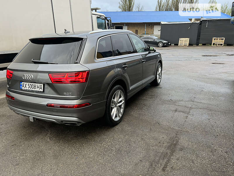 Позашляховик / Кросовер Audi Q7 2017 в Харкові