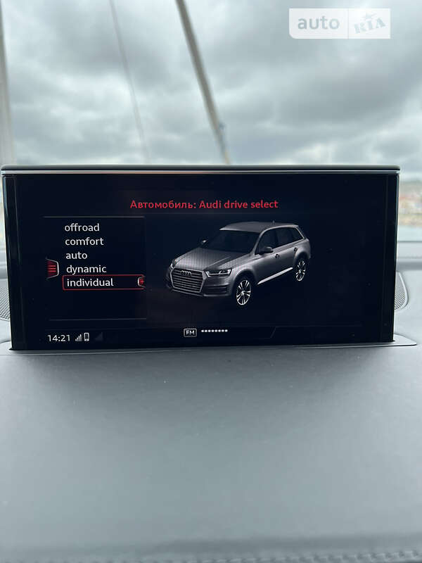Позашляховик / Кросовер Audi Q7 2016 в Києві фото 25 Позашляховик / Кросовер Audi Q7 2016 в Києві