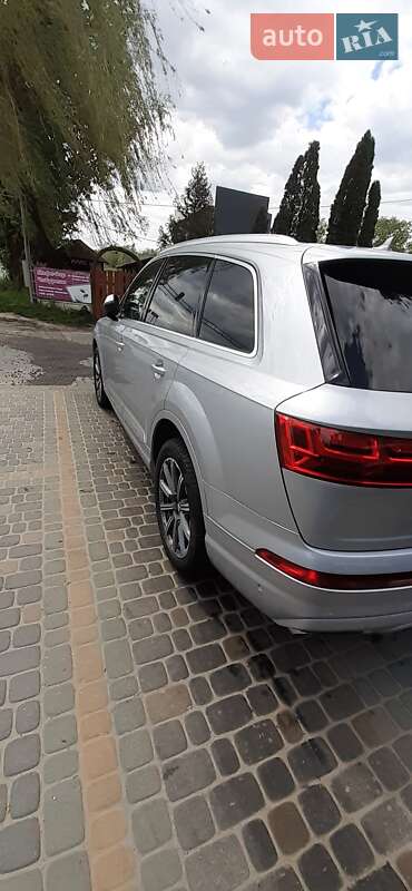 Позашляховик / Кросовер Audi Q7 2018 в Львові