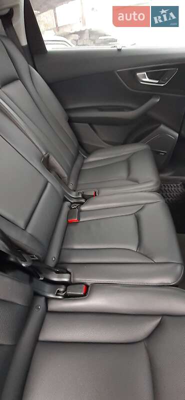 Позашляховик / Кросовер Audi Q7 2018 в Львові