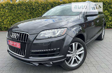 Внедорожник / Кроссовер Audi Q7 2012 в 