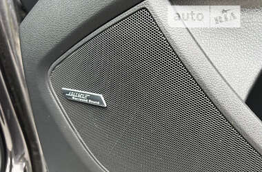Внедорожник / Кроссовер Audi Q7 2012 в 