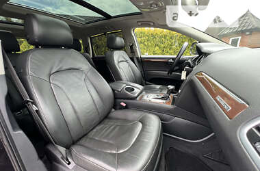 Внедорожник / Кроссовер Audi Q7 2012 в 