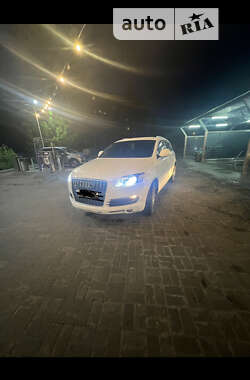 Внедорожник / Кроссовер Audi Q7 2006 в Днепре