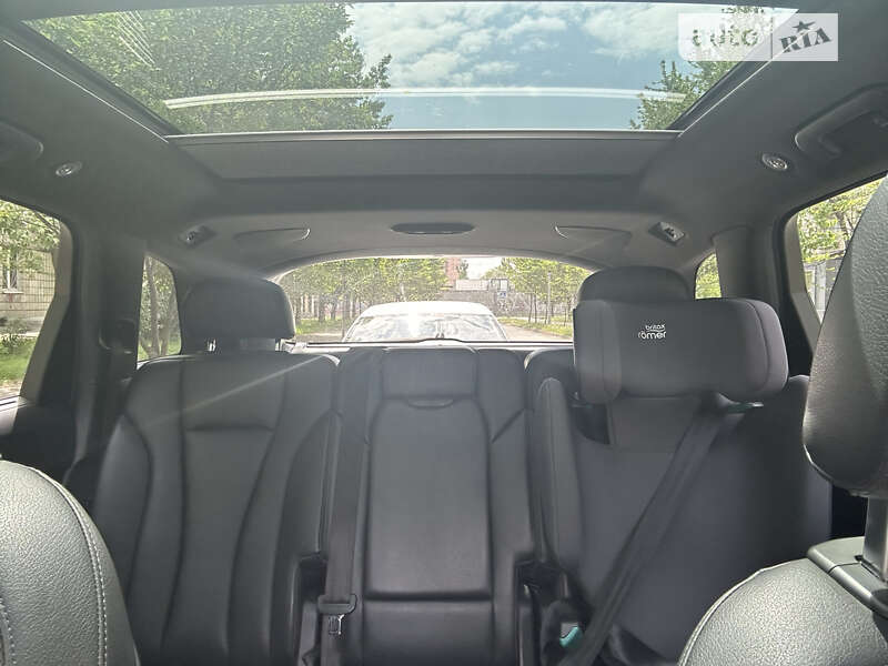 Внедорожник / Кроссовер Audi Q7 2017 в Киеве фото 14 Внедорожник / Кроссовер Audi Q7 2017 в Киеве
