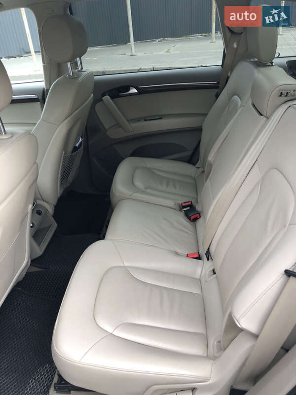 Позашляховик / Кросовер Audi Q7 2011 в Києві фото 9 Позашляховик / Кросовер Audi Q7 2011 в Києві