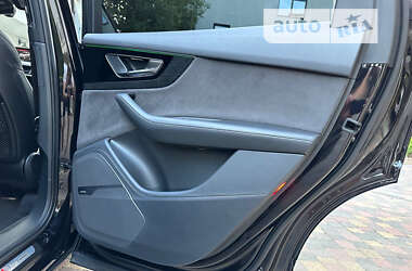 Внедорожник / Кроссовер Audi Q7 2017 в 