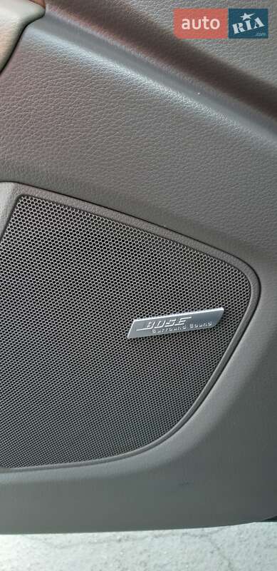 Позашляховик / Кросовер Audi Q7 2011 в Романіву