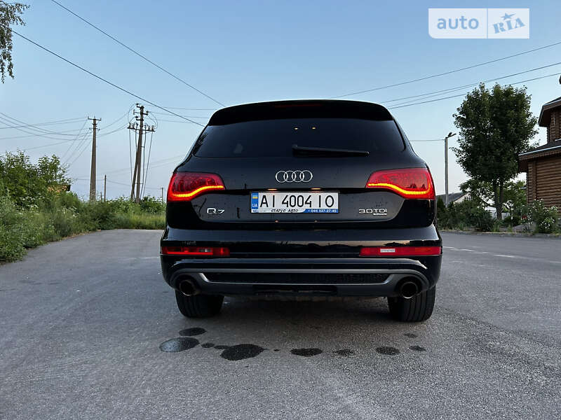 Внедорожник / Кроссовер Audi Q7 2010 в Мироновке