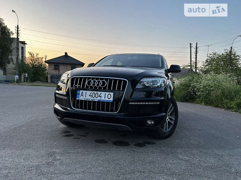 Внедорожник / Кроссовер Audi Q7 2010 в Мироновке
