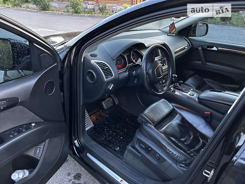 Внедорожник / Кроссовер Audi Q7 2010 в Мироновке