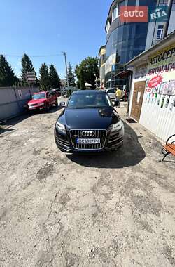 Внедорожник / Кроссовер Audi Q7 2010 в 