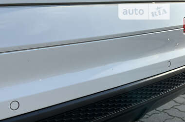 Внедорожник / Кроссовер Audi Q7 2017 в 