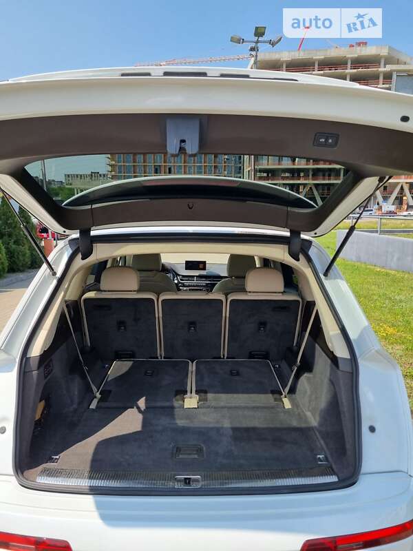 Позашляховик / Кросовер Audi Q7 2016 в Львові фото 8 Позашляховик / Кросовер Audi Q7 2016 в Львові