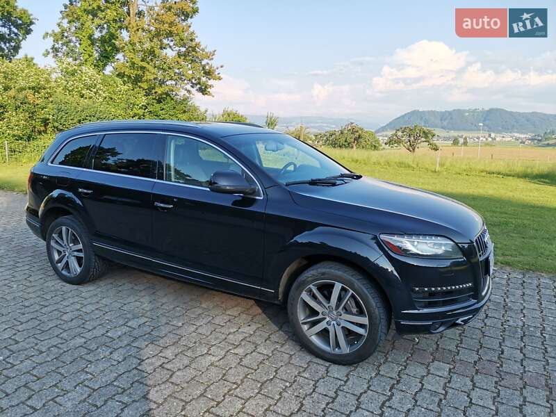 Внедорожник / Кроссовер Audi Q7 2015 в Киеве