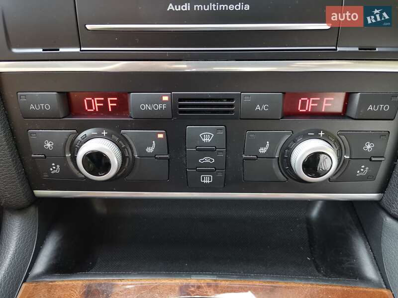 Внедорожник / Кроссовер Audi Q7 2015 в Киеве