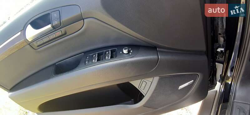 Позашляховик / Кросовер Audi Q7 2011 в Гайвороні