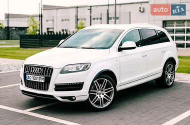 Позашляховик / Кросовер Audi Q7 2012 в 