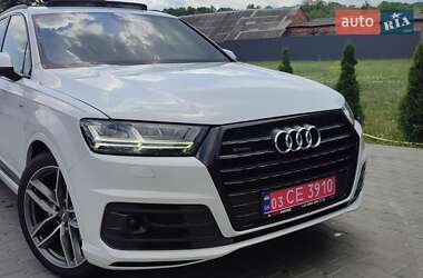 Внедорожник / Кроссовер Audi Q7 2016 в Черновцах