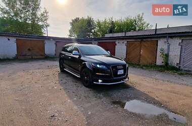 Внедорожник / Кроссовер Audi Q7 2006 в Покровске