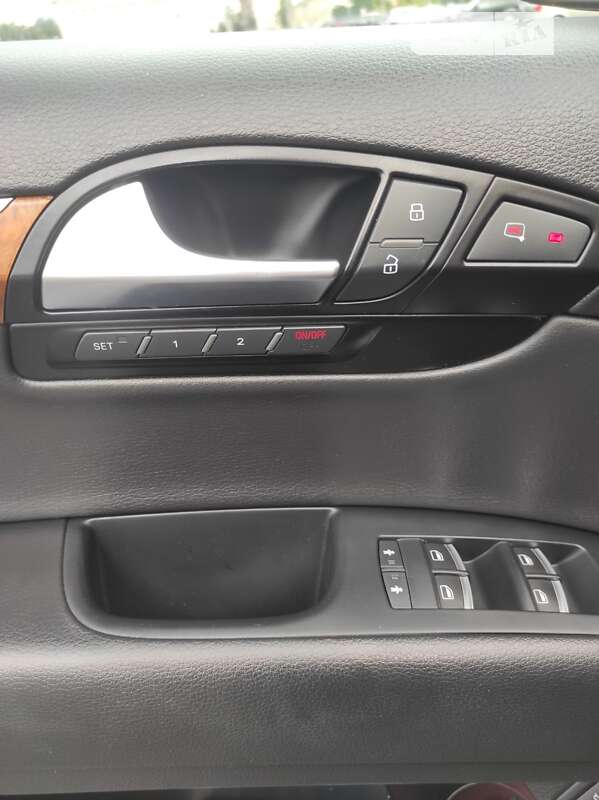 Позашляховик / Кросовер Audi Q7 2013 в Харкові