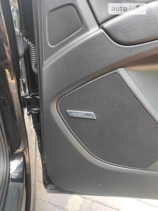 Позашляховик / Кросовер Audi Q7 2013 в Харкові