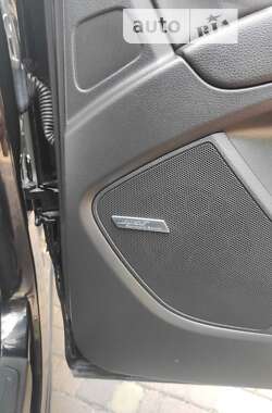 Внедорожник / Кроссовер Audi Q7 2013 в 
