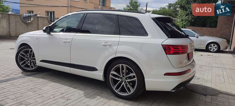Внедорожник / Кроссовер Audi Q7 2016 в Черновцах фото 102 Внедорожник / Кроссовер Audi Q7 2016 в Черновцах