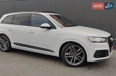 Внедорожник / Кроссовер Audi Q7 2016 в Черновцах