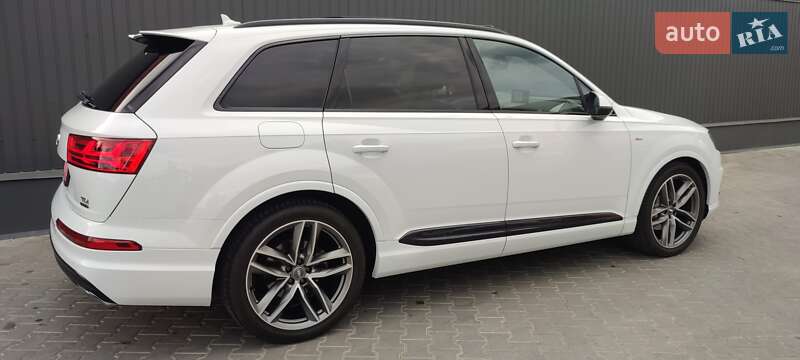 Внедорожник / Кроссовер Audi Q7 2016 в Черновцах фото 169 Внедорожник / Кроссовер Audi Q7 2016 в Черновцах