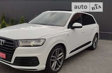 Внедорожник / Кроссовер Audi Q7 2016 в Черновцах