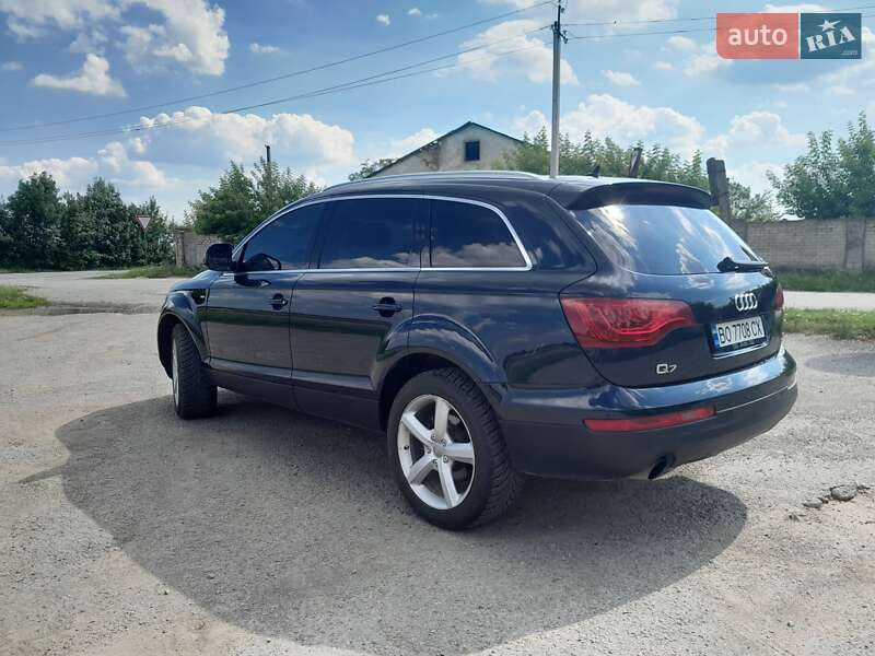 Внедорожник / Кроссовер Audi Q7 2007 в Тернополе