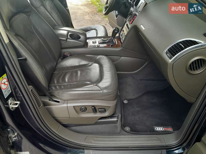 Внедорожник / Кроссовер Audi Q7 2007 в Тернополе
