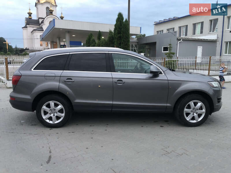 Внедорожник / Кроссовер Audi Q7 2012 в Бучаче
