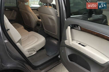 Внедорожник / Кроссовер Audi Q7 2012 в 